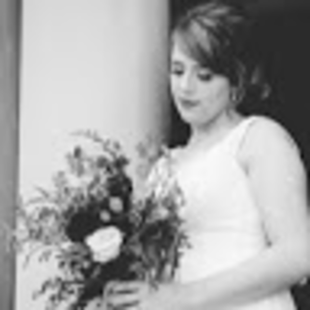 Meet your Posher, Lara